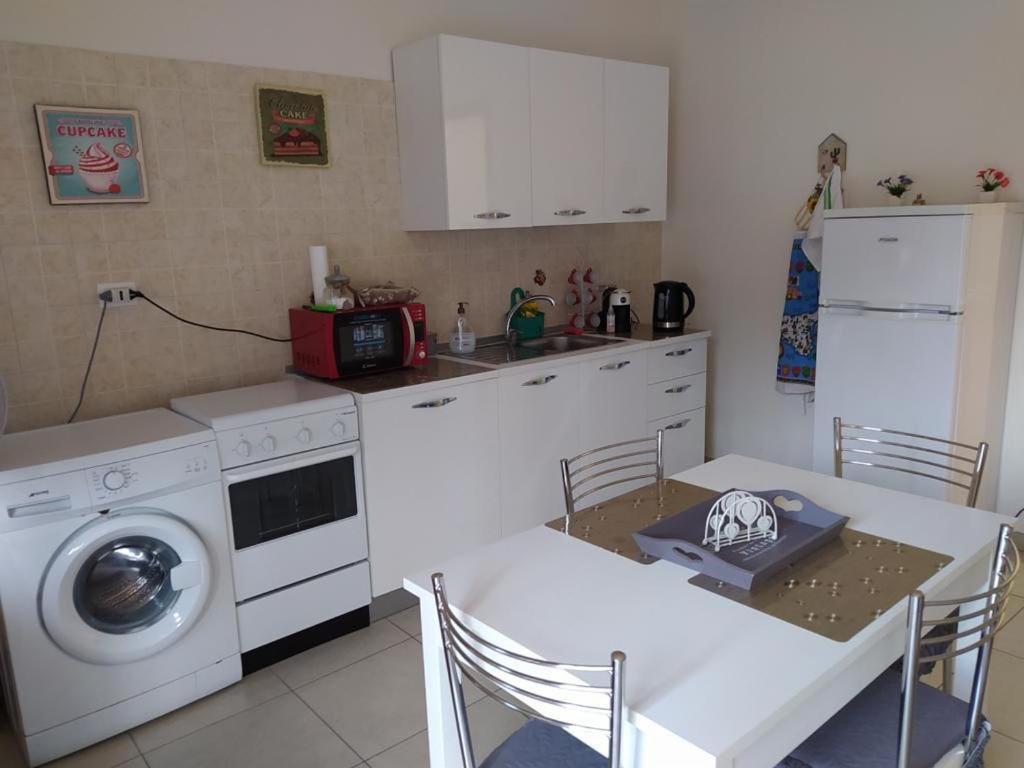 Apartment Calliope Palermo Buitenkant foto